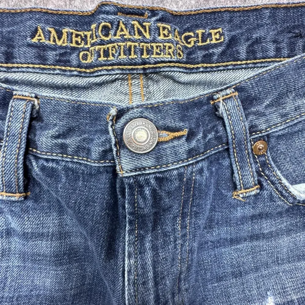 American Eagle Outfitters Shorts Mens 33 Blue Denim Bermuda Distressed Cutoff